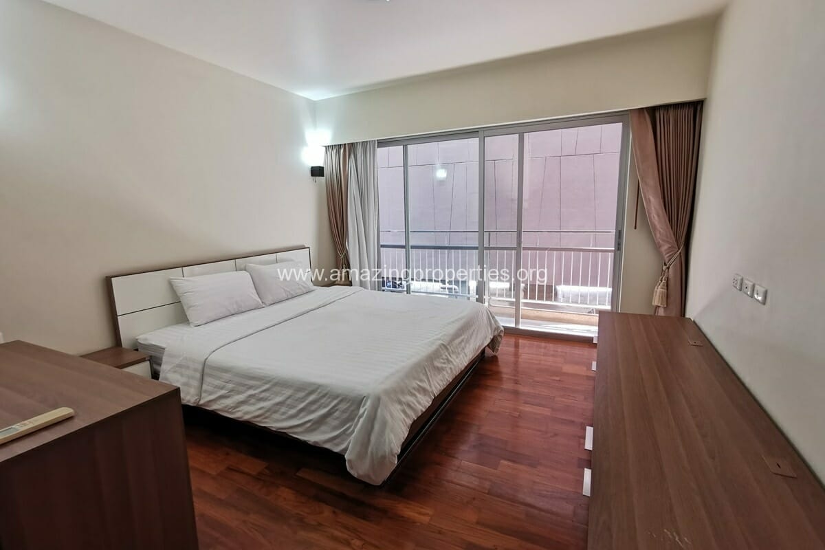 1-Bedroom-apartment-Baan-Sukhumvit-14-11-5655.jpg