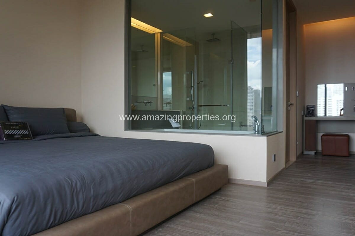 1-Bedroom-condo-The-Esse-Asoke-8-7603.jpg