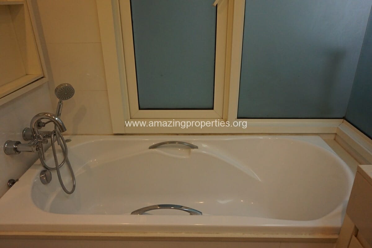 1-Bedroom-condo-for-Rent-Siri-Residence-Sukhumvit-24-8-5255.jpg