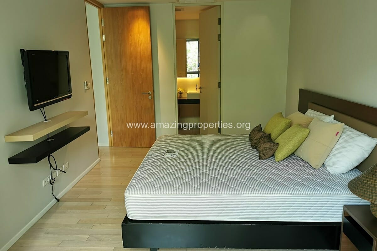 1-bedroom-Apartment-Promphan-11-4465.jpg