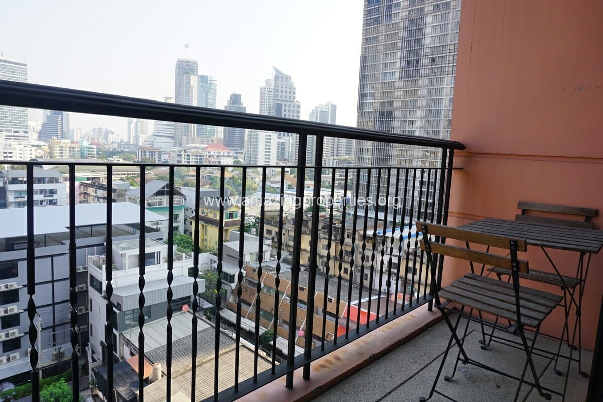 1-bedroom-Condo-Aguston-Sukhumvit-22-3-8520.jpg