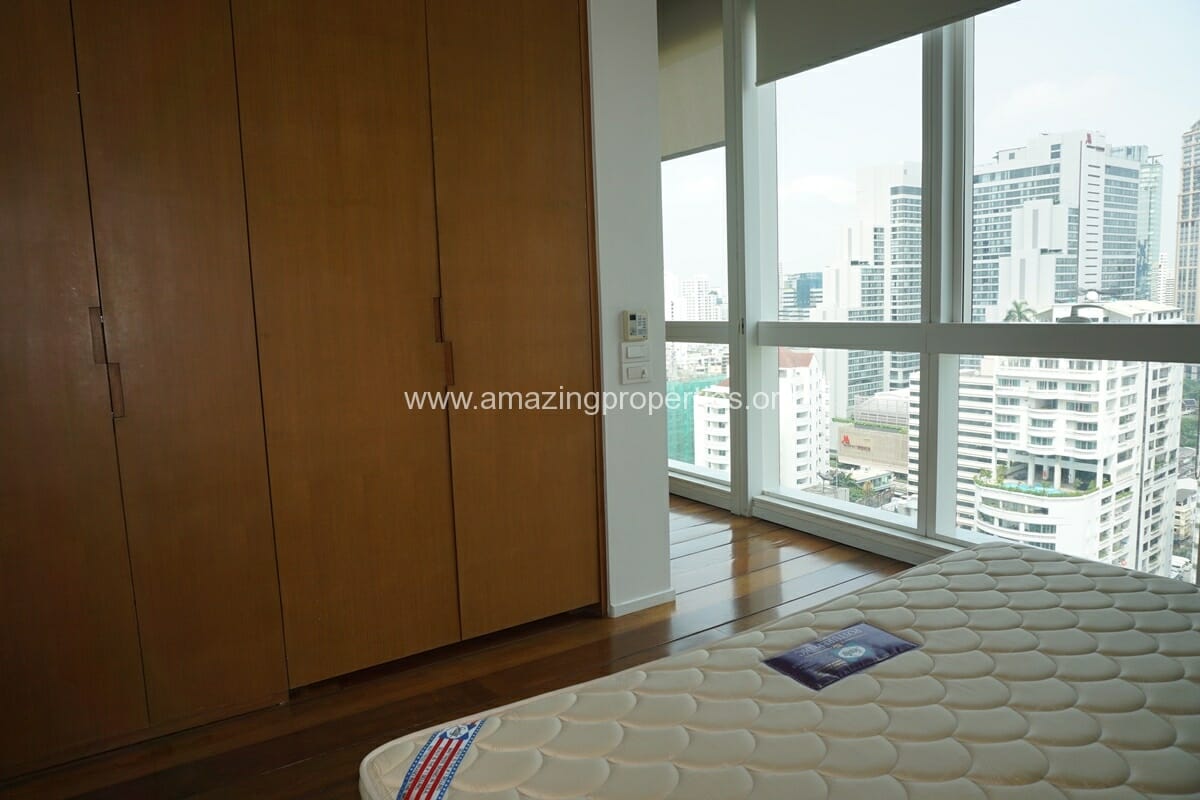 1-bedroom-Condo-Millenium-Residence-8-2681.jpg