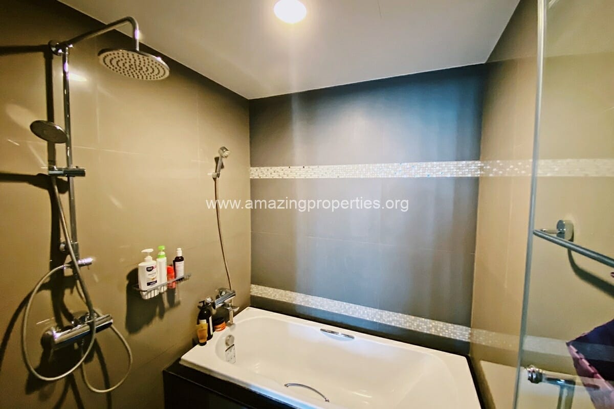 1-bedroom-The-Crest-Sukhumvit-34-4-8697.jpg