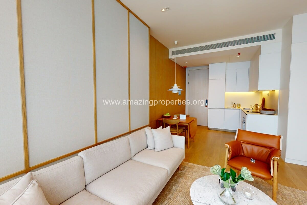 1-bedroom-The-Strand-Thonglor-17-1-9308.jpg