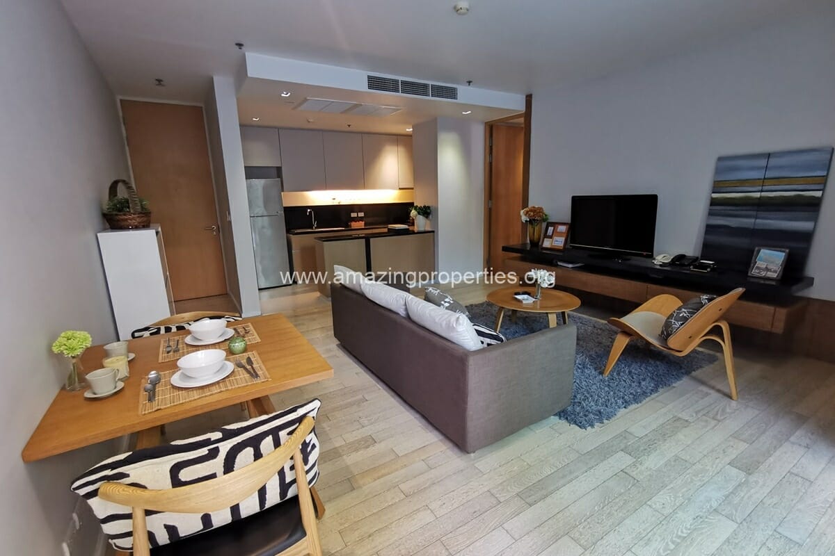 1-bedroom-apartment-Promphan-53-3-6048.jpg