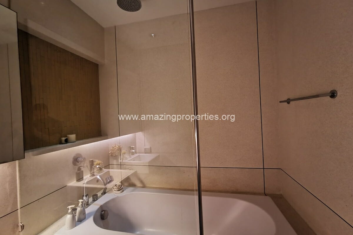 1-bedroom-apartment-Promphan-53-9-4312.jpg