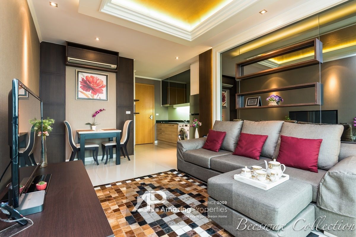1-bedroom-condo-Circle-Condominium-2-7030.jpg