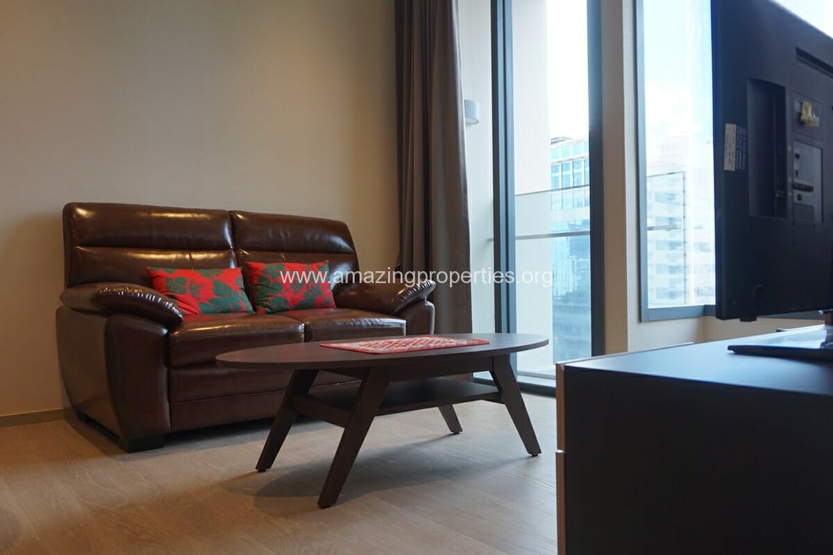 1-bedroom-for-Rent-The-Esse-Asoke-2-5373.jpg