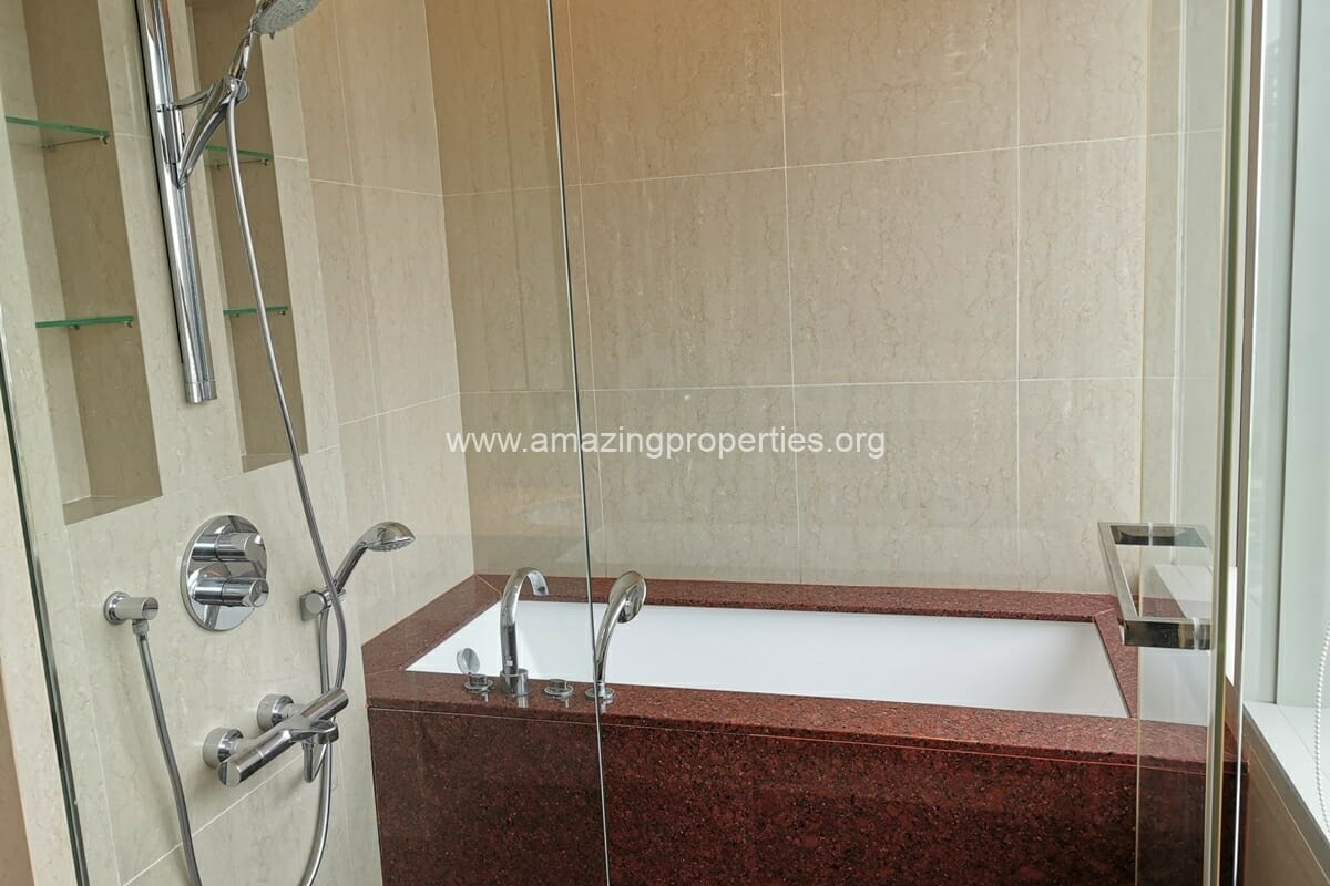 185-Rajadamri-3-bedroom-condo-for-Rent-22-4357.jpg