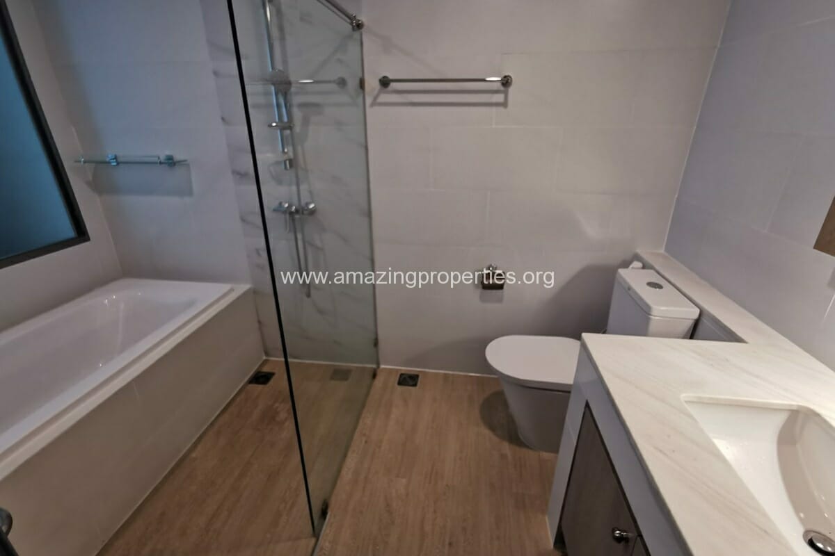 2-Bedroom-Apartment-Serenity-Thonglor-13-5621.jpg