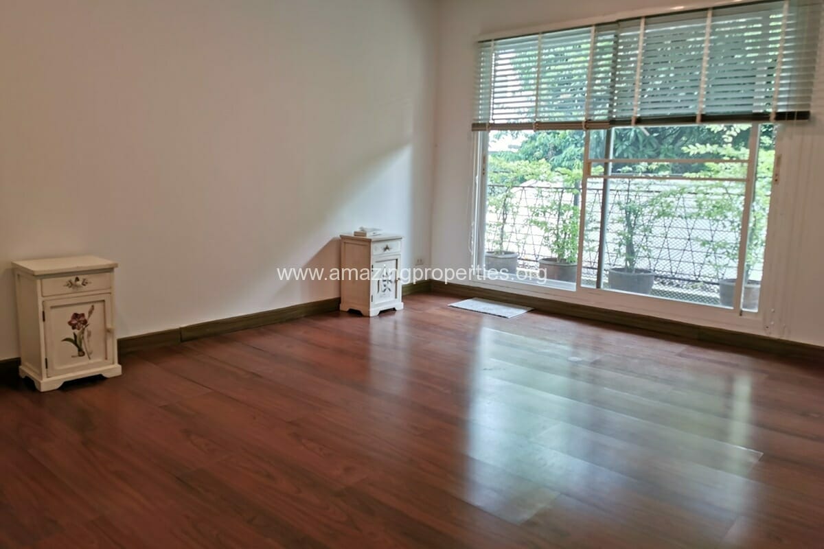 2-Bedroom-Apartment-for-Rent-31-Place-7-3416.jpg