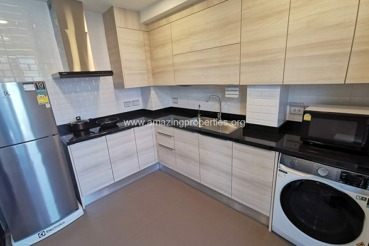 2-Bedroom-Apartment-for-Rent-Phrom-Phong-1-8380.jpg