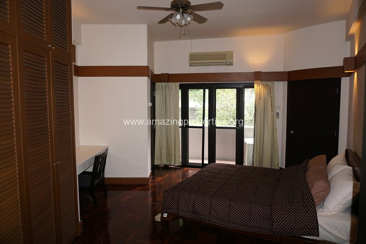 2-Bedroom-Apartment-for-Rent-Siri-Apartment-8-4889.jpg