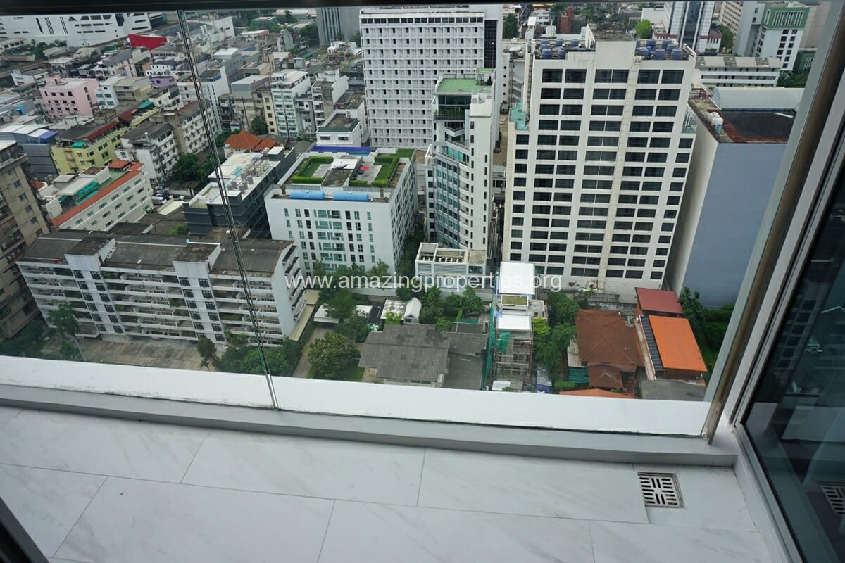 2-Bedroom-Condo-Hyde-Sukhumvit-11-12-2653.jpg