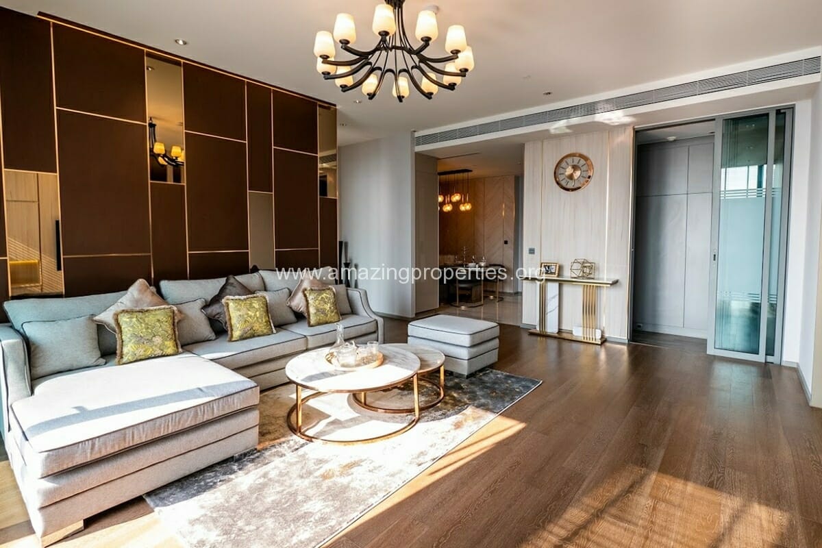 2-Bedroom-Condo-Kraam-Sukhumvit-26-5-5111.jpg