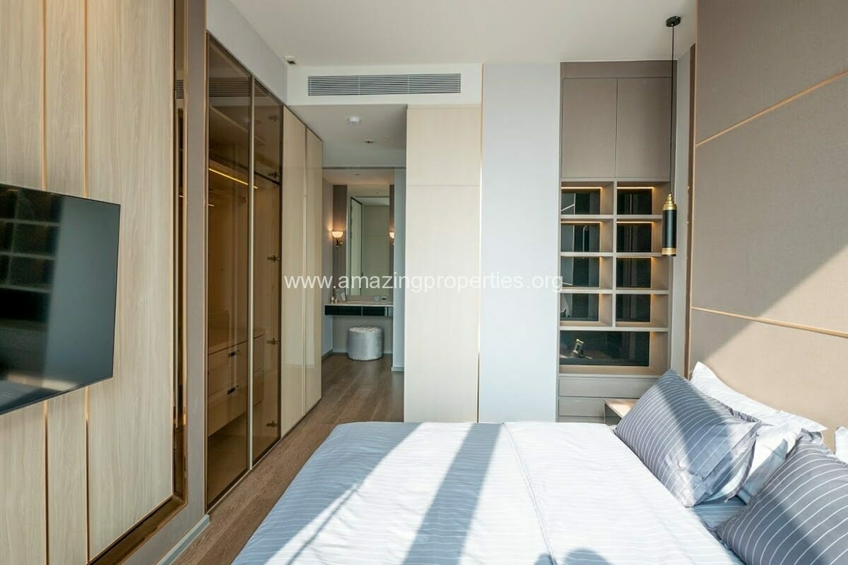 2-Bedroom-Condo-Kraam-Sukhumvit-26-6-7544.jpg