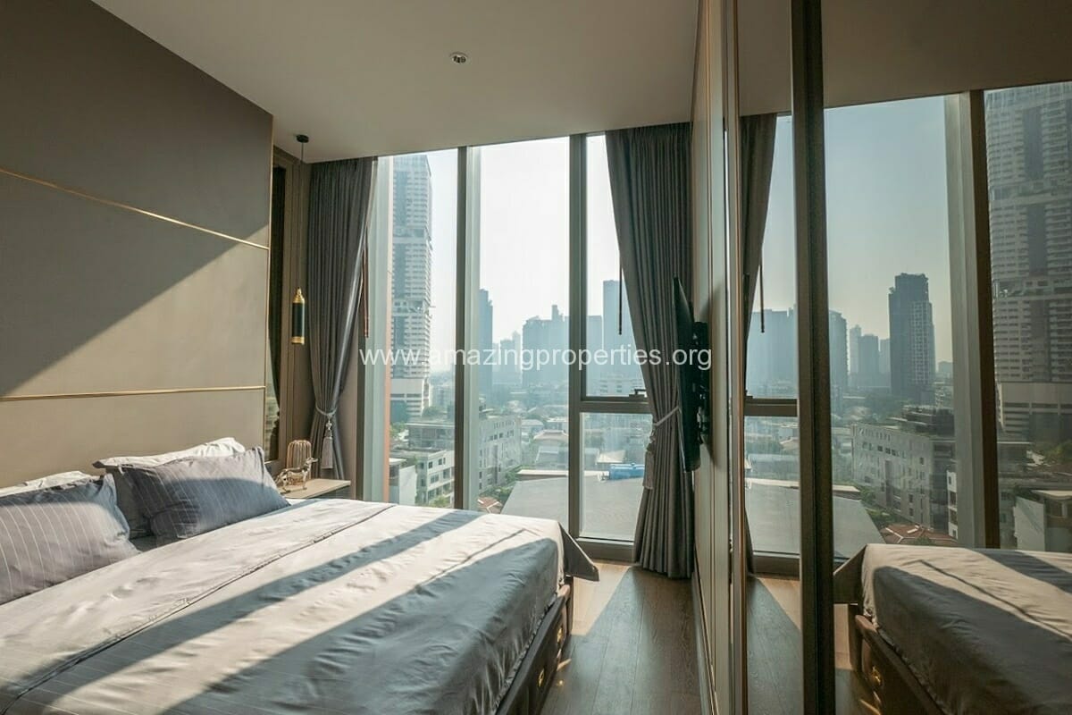2-Bedroom-Condo-Kraam-Sukhumvit-26-8-9005.jpg