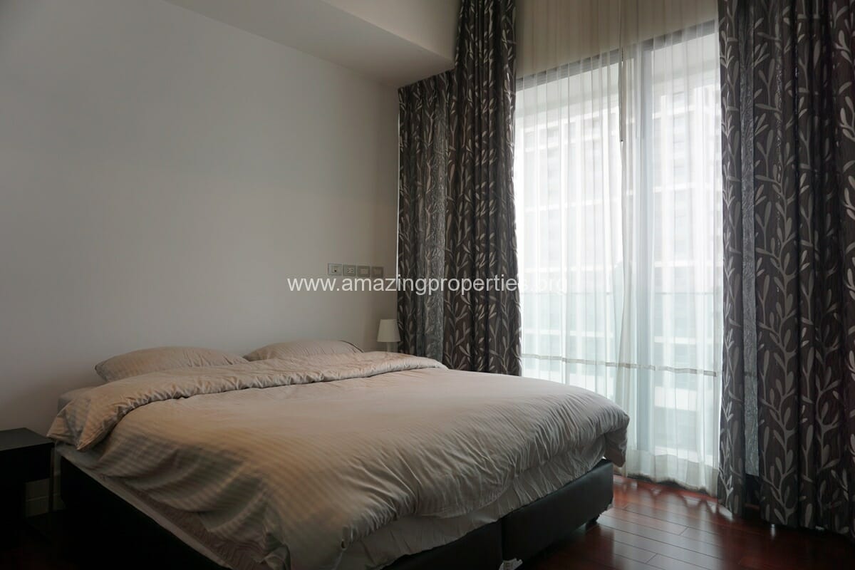 2-Bedroom-Condo-Le-Raffine-Sukhumvit-39-37-3677.jpg