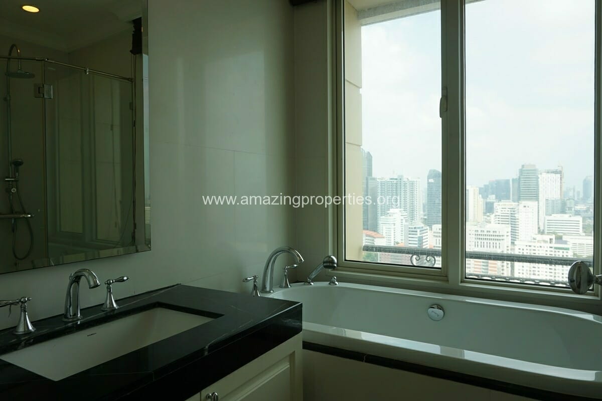 2-Bedroom-Condo-Royce-Private-Residence-15-1142.jpg