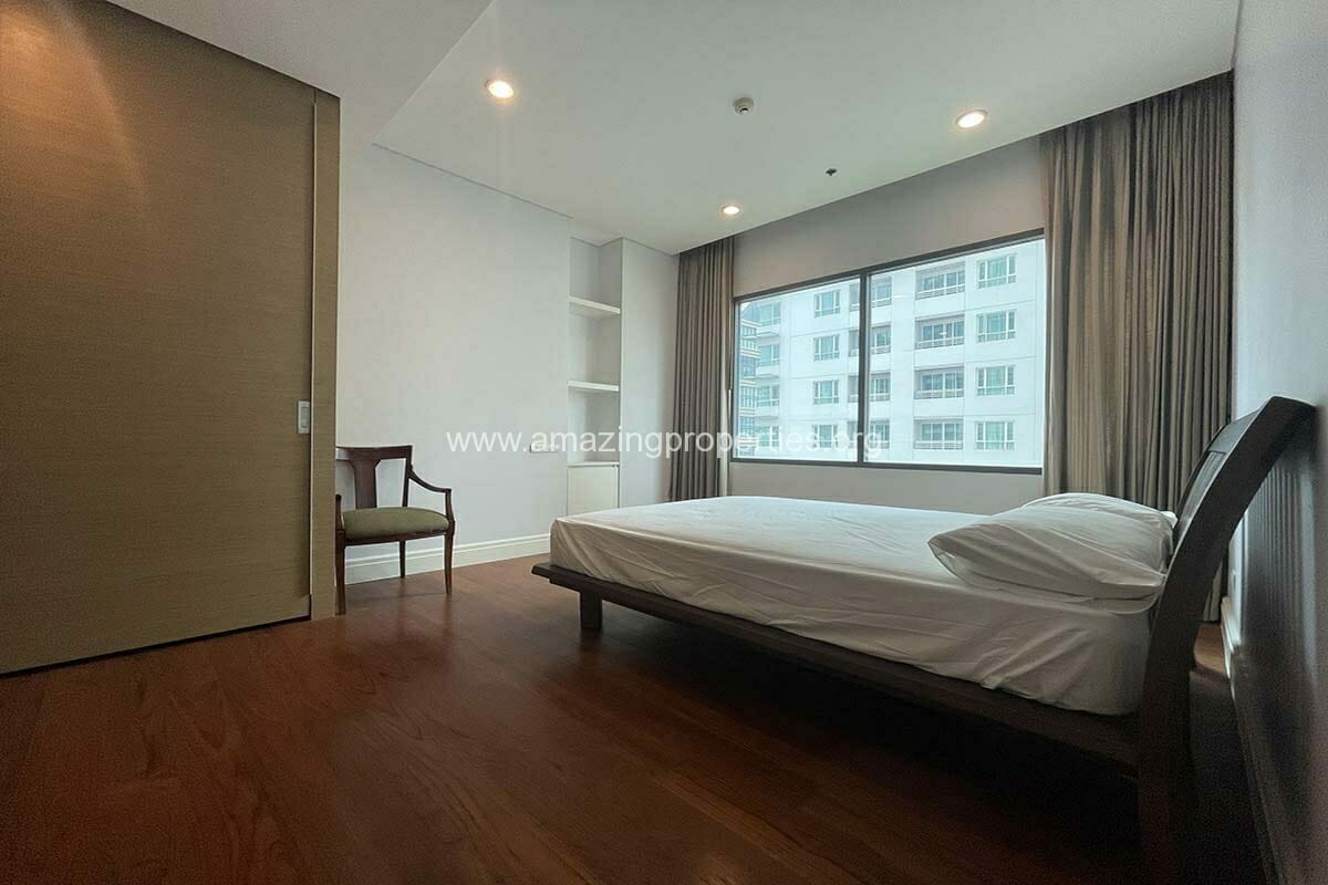 2-Bedroom-Condo-The-Bright-Sukhumvit-24-1-3557.jpg
