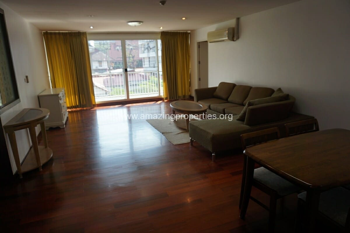 2-Bedroom-Condo-Urbana-Sukhumvit-15-12-7656.jpg