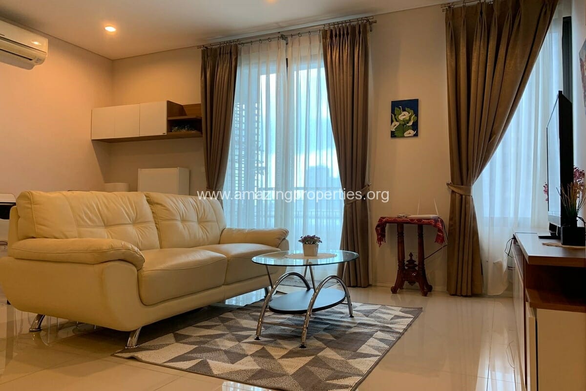 2-Bedroom-Condo-Villa-Asoke-5-2089.jpg