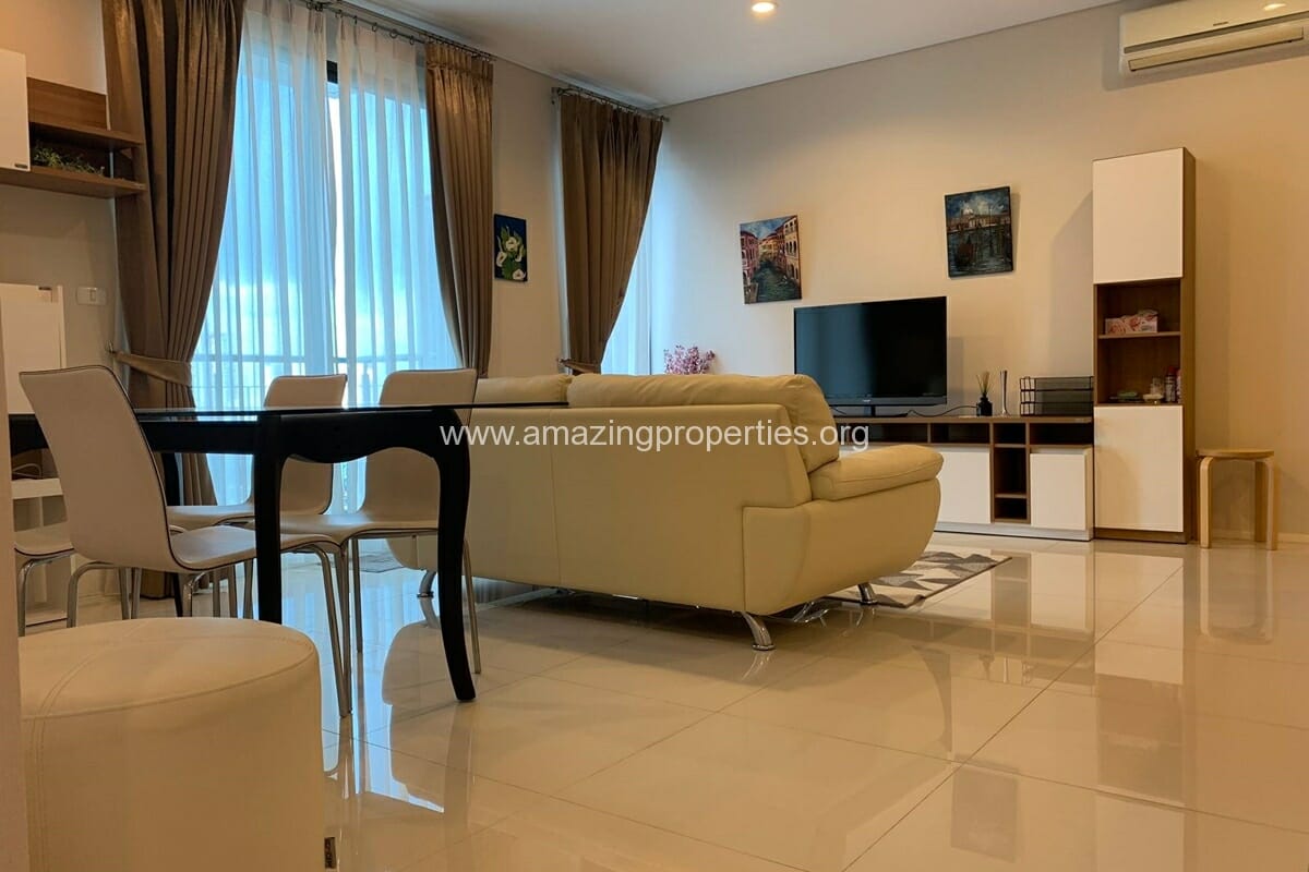 2-Bedroom-Condo-Villa-Asoke-7-7793.jpg