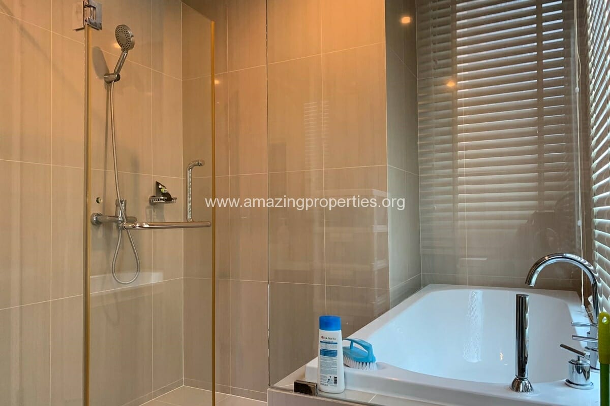 2-Bedroom-Condo-Villa-Asoke-8-8636.jpg