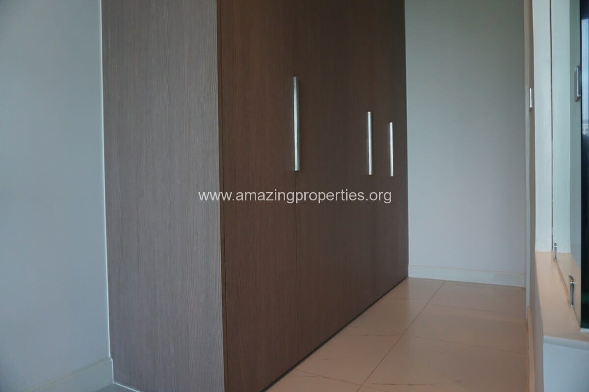 2-Bedroom-Condo-at-185-Rajdamri-13-3897.jpg