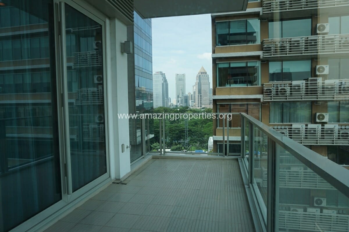 2-Bedroom-Condo-at-185-Rajdamri-2-7647.jpg