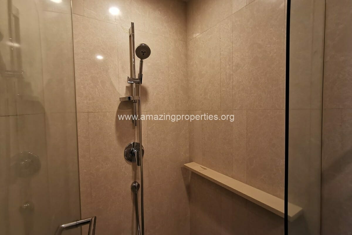 2-Bedroom-Condo-at-Quattro-Thonglor-12-6983.jpg