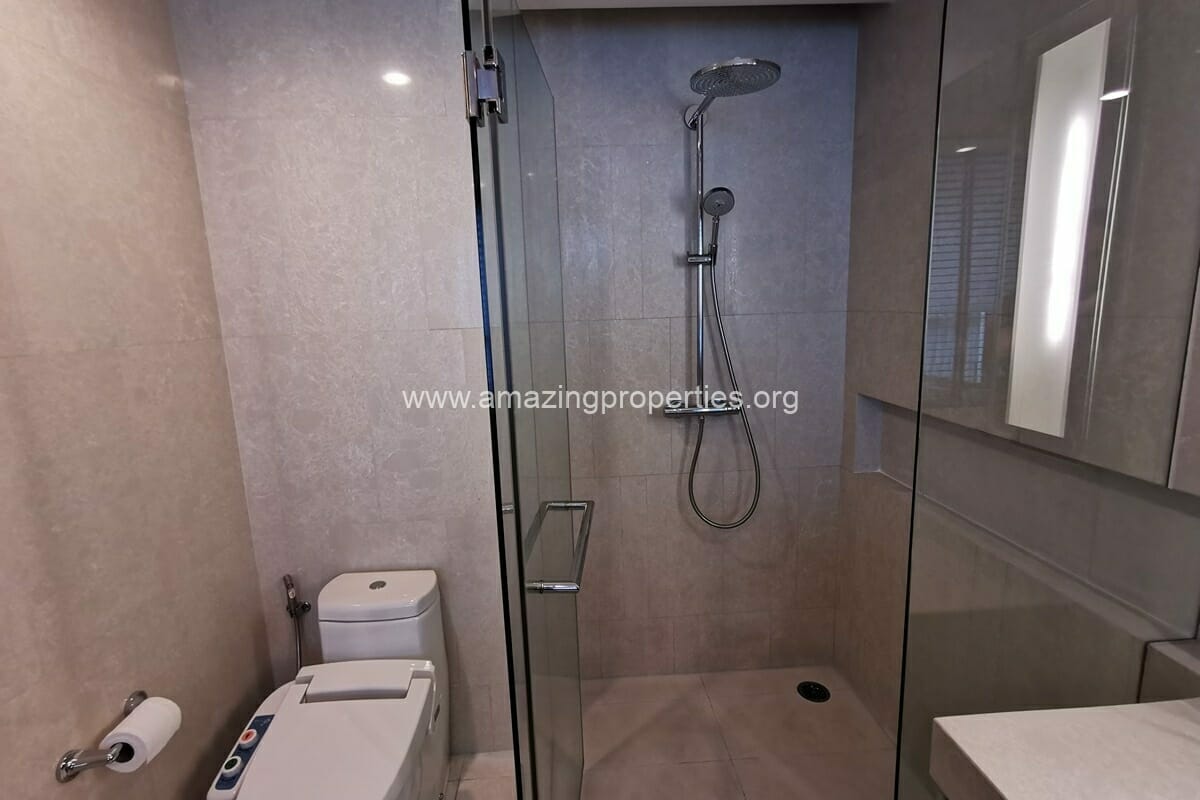 2-Bedroom-Condo-at-Quattro-Thonglor-19-2355.jpg