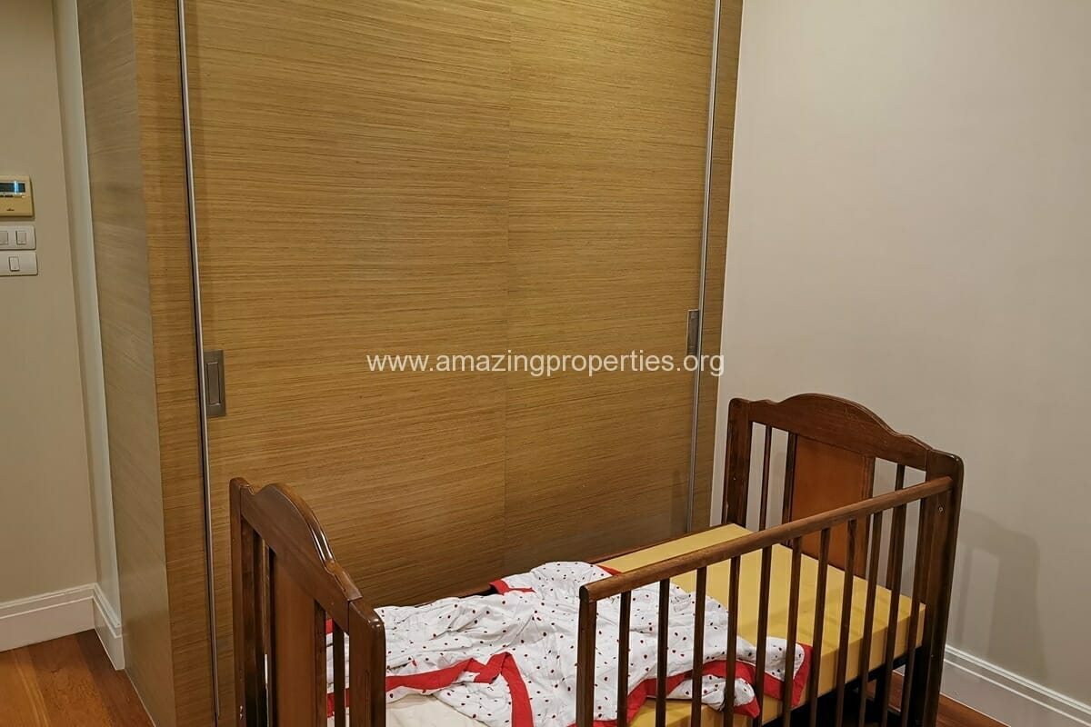 2-Bedroom-Condo-at-The-Bright-Sukhumvit-24-10-1068.jpg