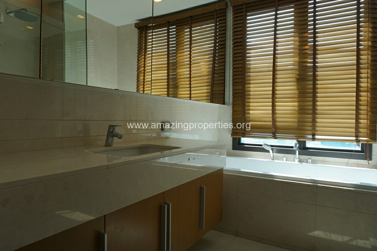2-Bedroom-Condo-for-Rent-at-Prive-by-Sansiri-17-5083.jpg