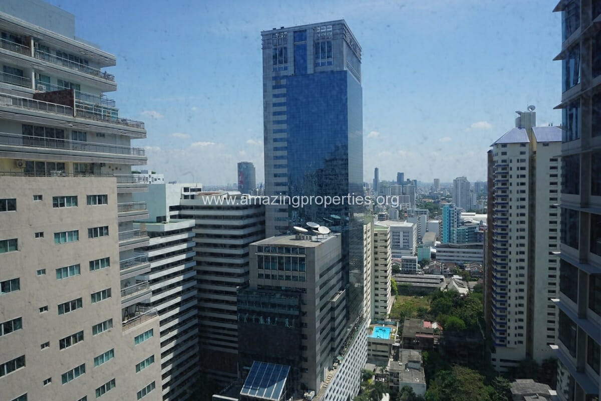 2-Bedroom-Condo-for-Rent-at-The-ESSE-Asoke-17-5580.jpg