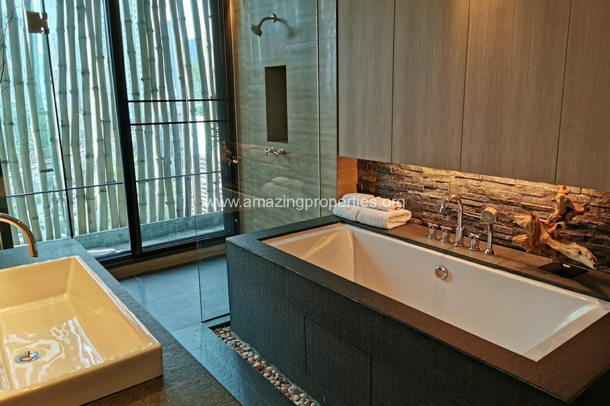2-Bedroom-Duplex-Penthouse-Ekkamai-20-5374.jpg