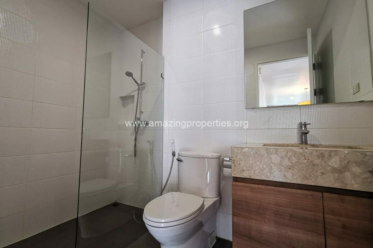 2-Bedroom-Thonglor-11-Residence-12-5570.jpg