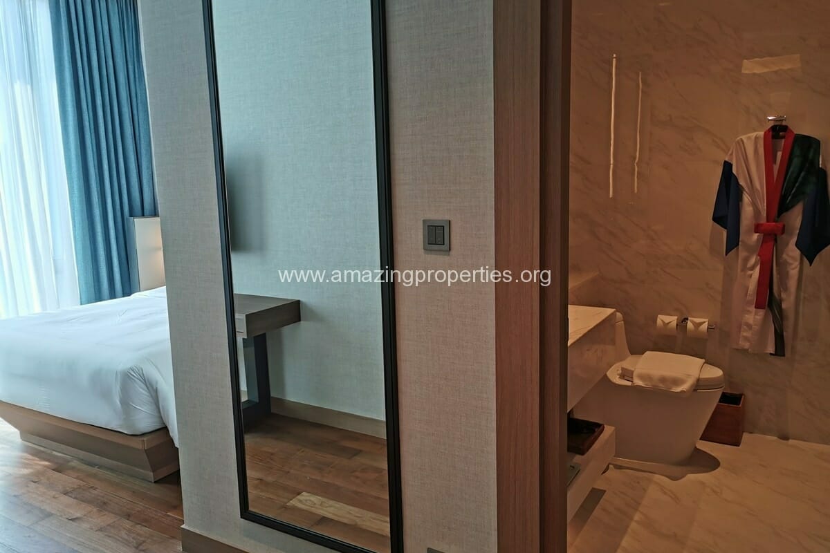 2-Bedroom-apartment-Chidlom-11-3604.jpg