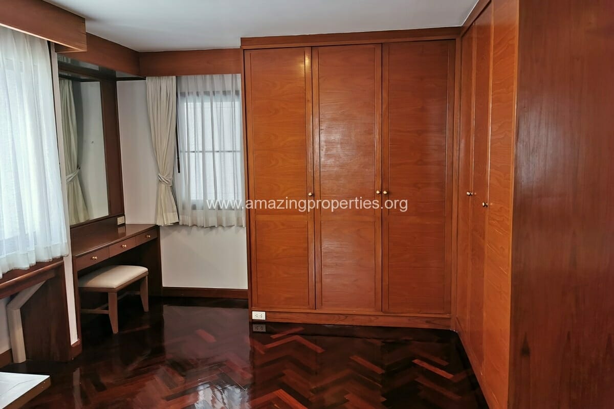 2-Bedroom-apartment-Four-Wings-Mansion-19-9493.jpg