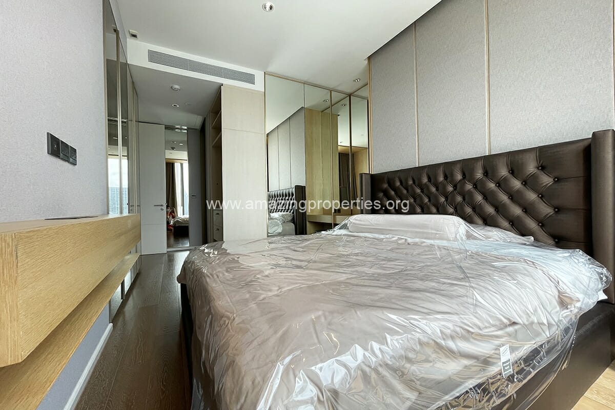 2-Bedroom-condo-Kraam-Sukhumvit-26-12-9800.jpg