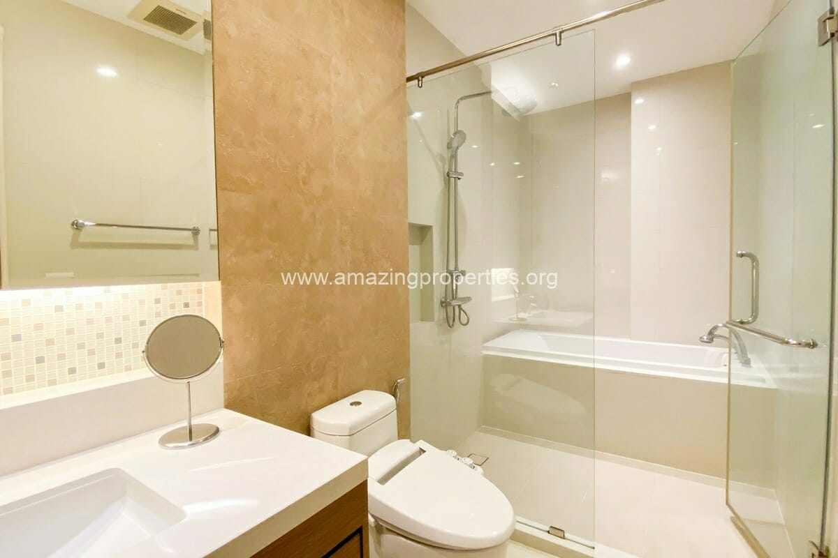 2-Bedroom-condo-The-Bright-Sukhumvit-24-1-1870.jpg