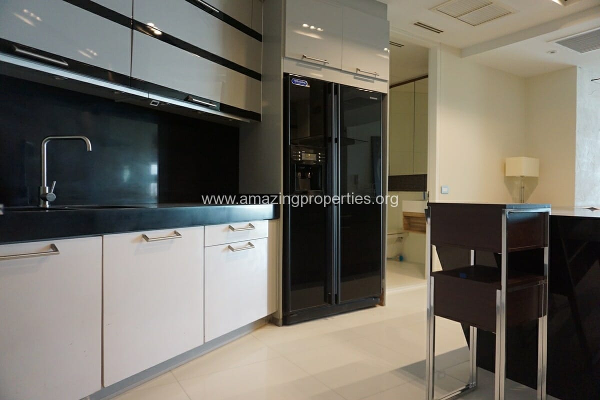 2-Bedroom-condo-The-Lakes-Bangkok-21-7068.jpg