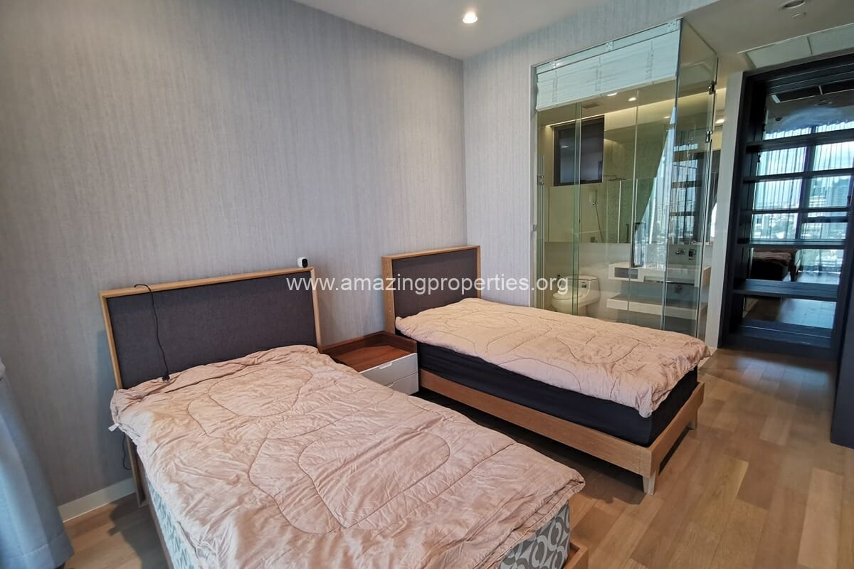 2-Bedroom-condo-Vittorio-Sukhumvit-39-8-1-7797.jpg