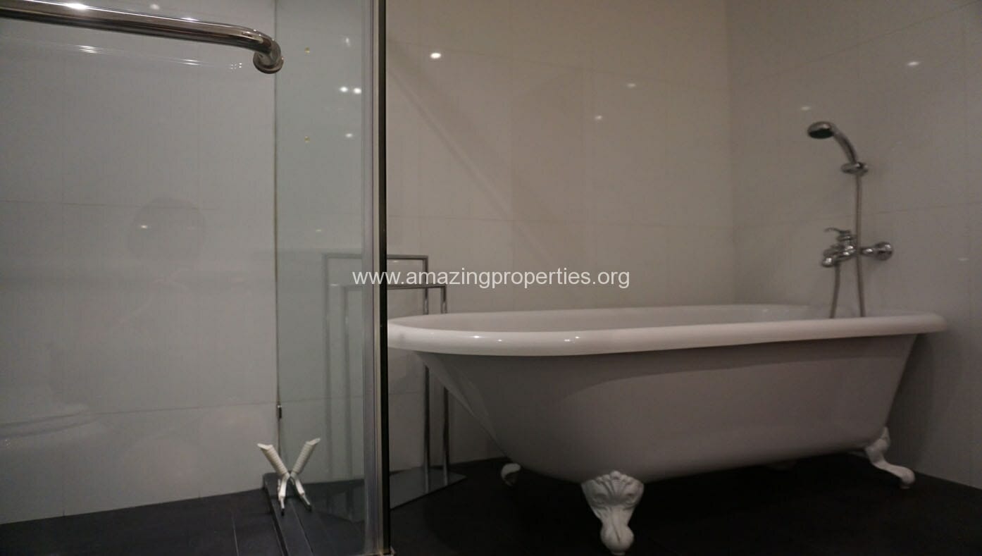 2-Bedroom-condo-for-Rent-Somkid-Garden-17-1502.jpg