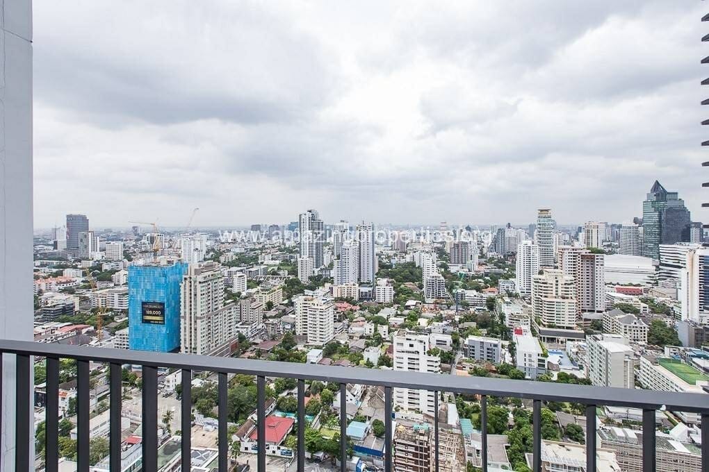 2-Bedroom-condo-for-Rent-at-Edge-Sukhumvit-23-9-8001.jpg