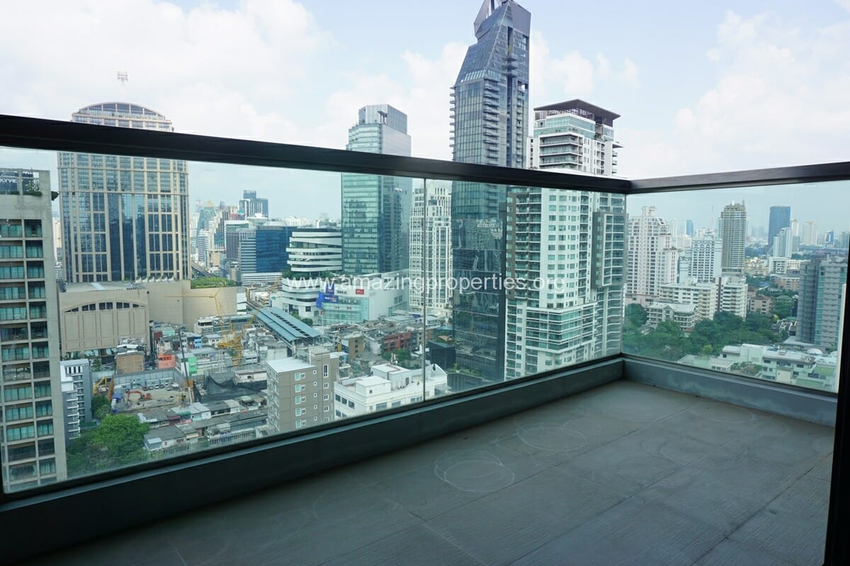 2-Bedroom-condo-for-Sale-The-Address-Sukhumvit-28-5-8793.jpg