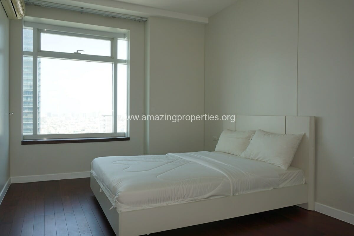 2-Bedroom-condo-for-Sale-at-Circle-Petchaburi-22-5501.jpg