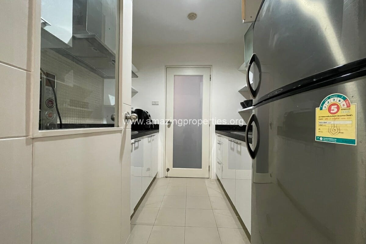 2-bedroom-Baan-Siri-24-2-9475.jpg