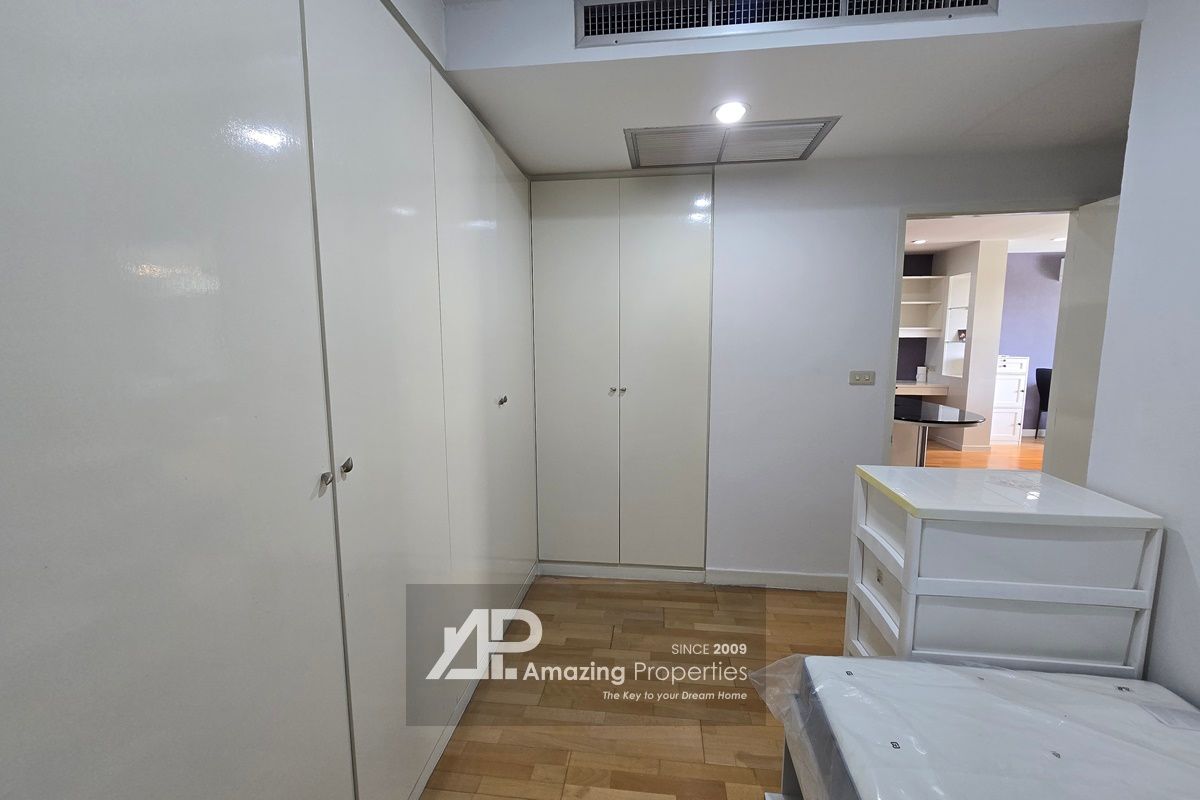 2-bedroom-Baan-Sukhumvit-36-15-2720.jpg