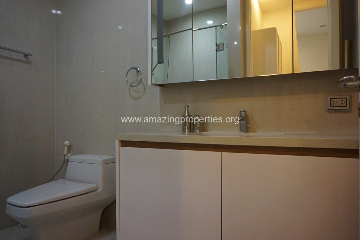 2-bedroom-Condo-for-rent-Q-Langsuan-12-5731.jpg